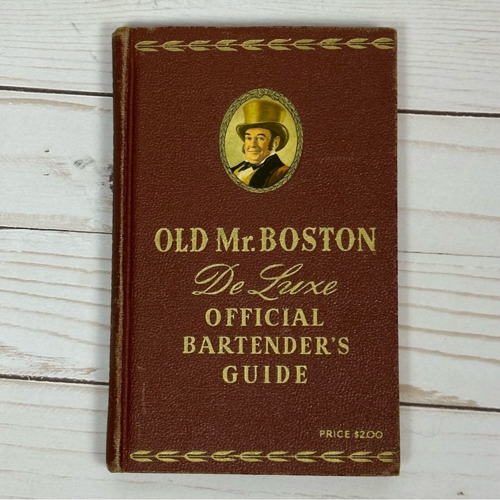 OLD MR BOSTON Deluxe Official Bartender's guide 1949 - VINTAGE